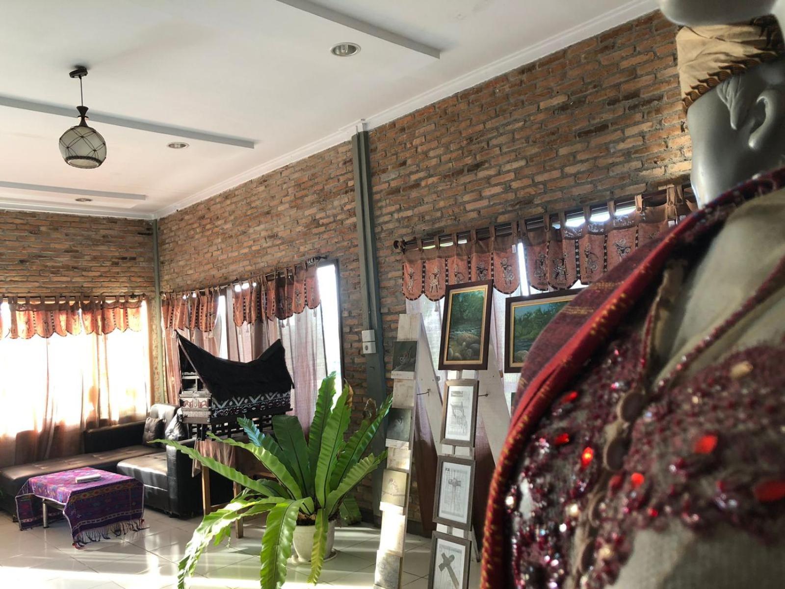 Bua Guest House Medan Exterior foto