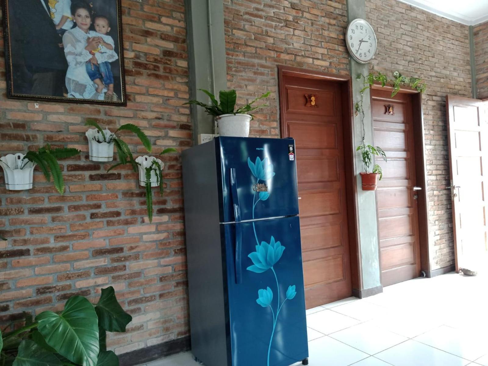 Bua Guest House Medan Exterior foto