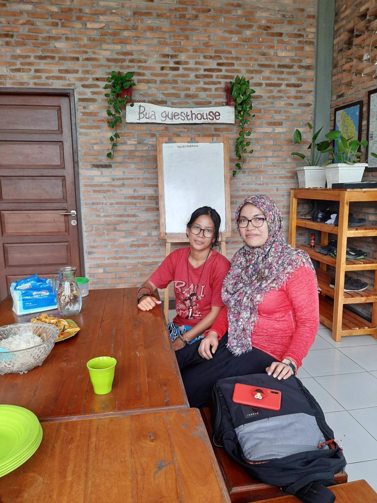 Bua Guest House Medan Exterior foto
