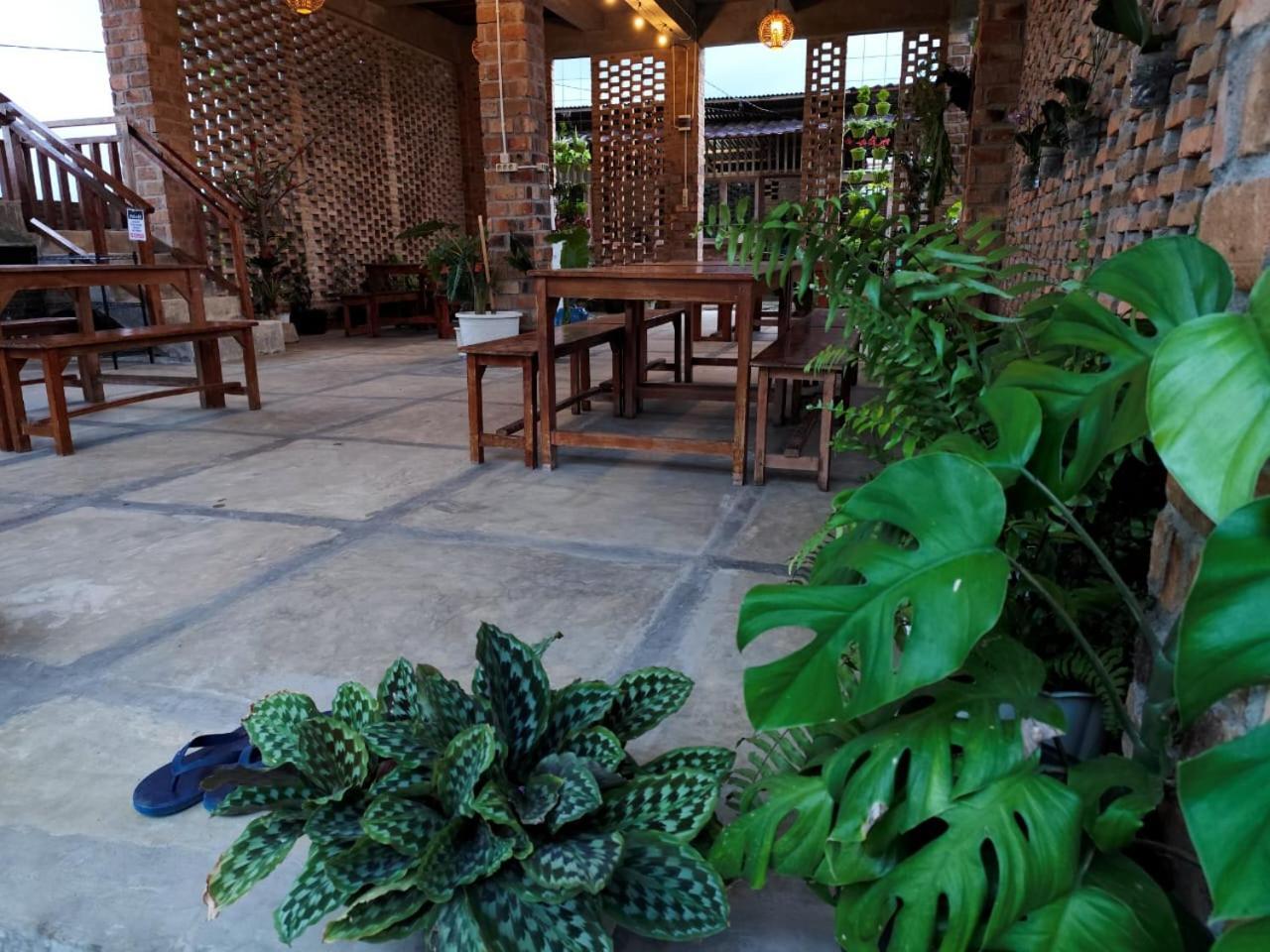 Bua Guest House Medan Exterior foto