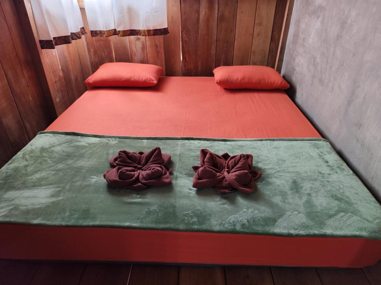 Bua Guest House Medan Exterior foto